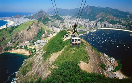 Sugarloaf Mountain Gondola (Brazlie). Legendrn lanovka na Cukrovou homoli v...