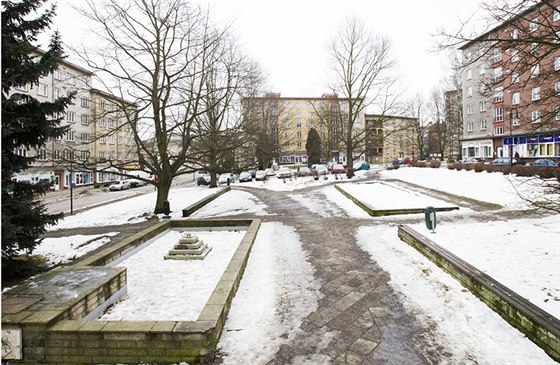 Dnení pohled na Nové námstí v eské Tebové.