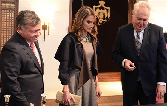 Zleva jordánský král Abdalláh II., královna Ranja a eský prezident Milo Zeman...