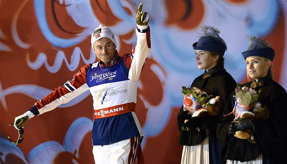 Petter Northug se raduje ze svtového titulu mezi lyai-sprintery.