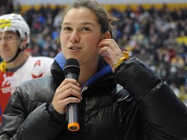 Tenistka Miriam Kolodziejov na litvnovskm zimnm stadionu.