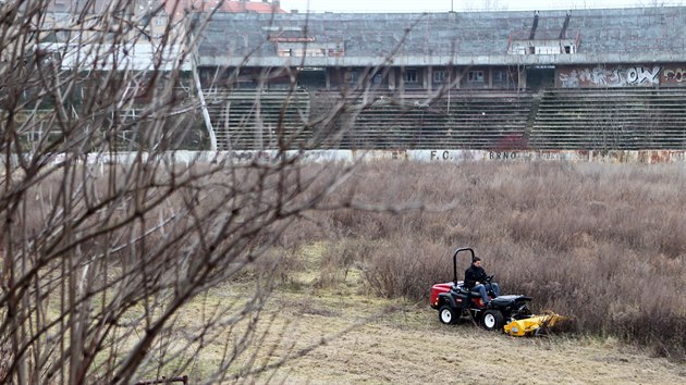 Petr vancara zaal v Brn s pravou zpustoenho stadionu za Lunkami.