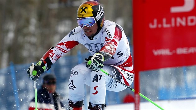 Rakuan  Marcel Hirscher v tmov souti na MS ve sjezdovm lyovn v americkm Vailu.