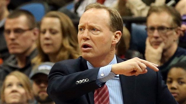 Mike Budenholzer d hru Atlanty Hawks.