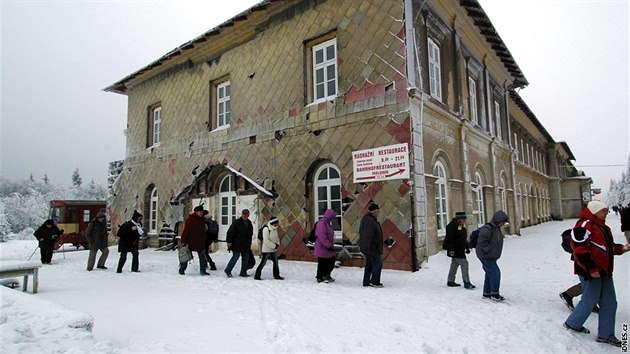 Moldavskou horskou drhou na bky - Rozshl ndra Moldava pozvolna chtr