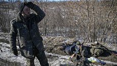 Ukrajinští vojáci se stahují z obklíčeného Debalceve (18. února 2015) Ukrajinští vojáci se stahují z obklíčeného Debalceve (18. února 2015)