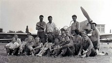 Fotografie z 1. MS v letecké akrobacii konaného v Bratislav v roce 1960....