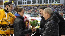 Tenistka Miriam Kolodziejová na litvínovském zimním stadionu.