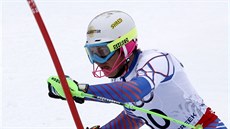 Slovenský slalomá Adam ampa bhem prvního kola slalomu na mistrovství svta.