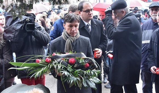 Starosta Uherského Brodu Patrik Kunar na pietní vzpomínce na obti úterního...