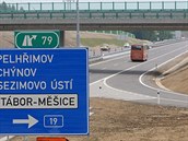 Táborští by přivítali, kdyby dálnice okolo města byla bez poplatku. Táborští by přivítali, kdyby dálnice okolo města byla bez poplatku.