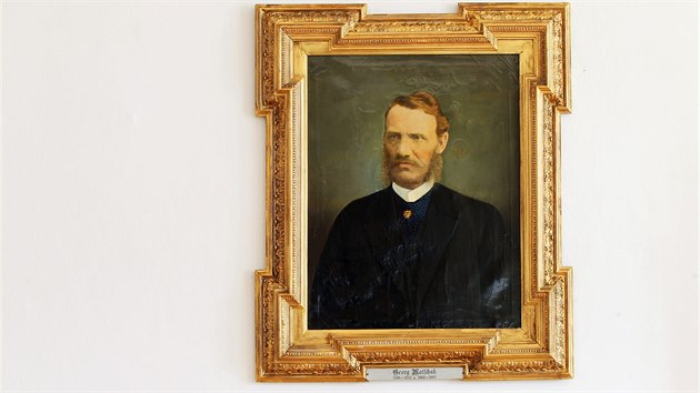 Kolekce esti dobovch portrt bvalch starost Lokte v tchto dnech ozdobila stny jednac sn radnice. Georg Andreas Matschak vedl radnici v letech 1866 - 1870 a 1883 - 1892.