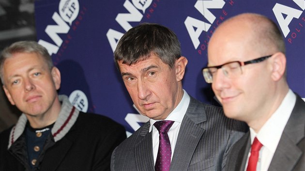 Ministr vnitra a Milan Chovanec a ministr financí, éf ANO Andrej Babi.