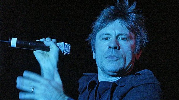 Iron Maiden - Bruce Dickinson - koncert na stadionu Bazaly v Ostrav (6. ervna 2007)