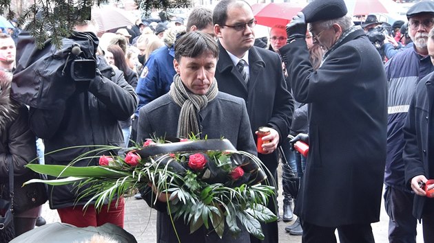 Starosta Uherského Brodu Patrik Kunar na pietní vzpomínce na obti úterního...