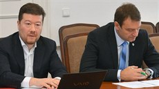 Předseda hnutí Úsvit Tomio Okamura a poslanec Úsvitu Radim Fiala Předseda hnutí Úsvit Tomio Okamura a poslanec Úsvitu Radim Fiala