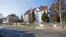 Rozsáhlá rekonstrukce prvorepublikového domu se nesla ve znamení spojení... Rozsáhlá rekonstrukce prvorepublikového domu se nesla ve znamení spojení...