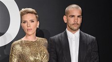 Scarlett Johanssonová a Romain Dauriac (Los Angeles, 20. února 2015)