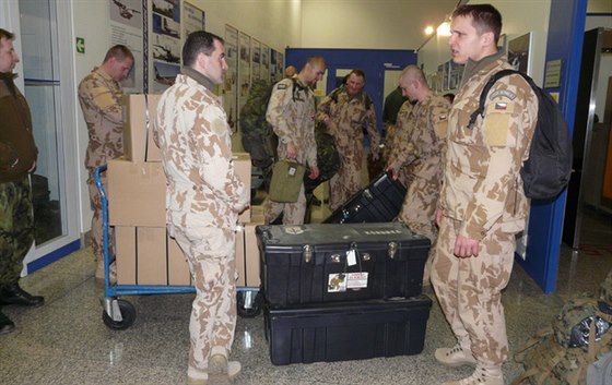 Vojáci, které u díve eská republika poslala do Mali