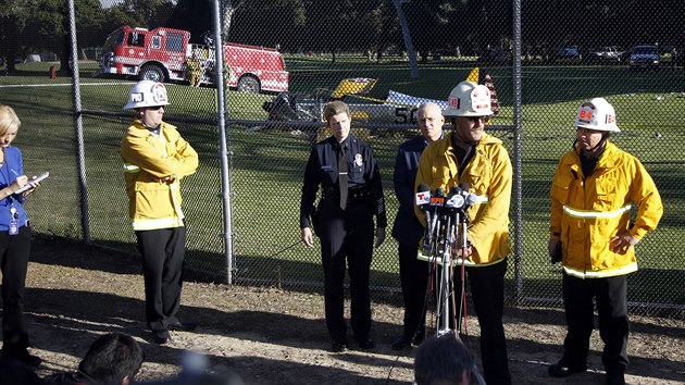 Havrie letadla herce Harrisona Forda na golfovm hiti u Los Angeles (5. bezna 2015)