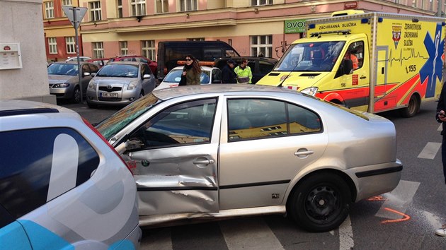 Pi nehod osobnho automobilu s tramvaj byl zrann idi automobilu.