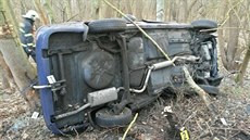 Nehodu nedaleko Kralup nad Vltavou nepřežil řidič osobního auta (6.3.2015) Nehodu nedaleko Kralup nad Vltavou nepřežil řidič osobního auta (6.3.2015)