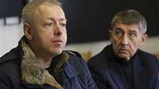 Ministr vnitra Milan Chovanec a ministr financí Andrej Babiš na tiskové... Ministr vnitra Milan Chovanec a ministr financí Andrej Babiš na tiskové...