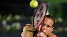 Česká tenistka Nicole Vaidišová v duelu s Anou Ivanovičovou. Česká tenistka Nicole Vaidišová v duelu s Anou Ivanovičovou.