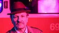 Miroslav Krobot v klipu Co ty jsi zač? dvojice Tvrdý a Havelka. Miroslav Krobot v klipu Co ty jsi zač? dvojice Tvrdý a Havelka.