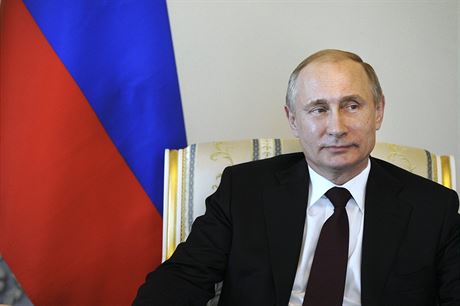Ruský prezident Vladimir Putin se v Petrohrad setkal s kyrgyzským prezidentem...