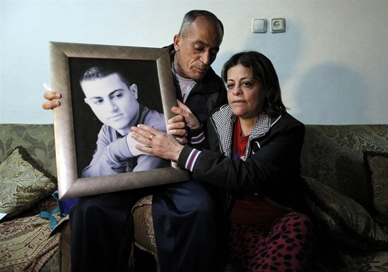 Matka a otec izraelského Araba Muhammada Musaláma zavradného Islámským státem.
