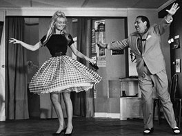 Ve 40. a 50. letech kostiky zpopularizovaly hollywoodské hereky typu Marilyn...