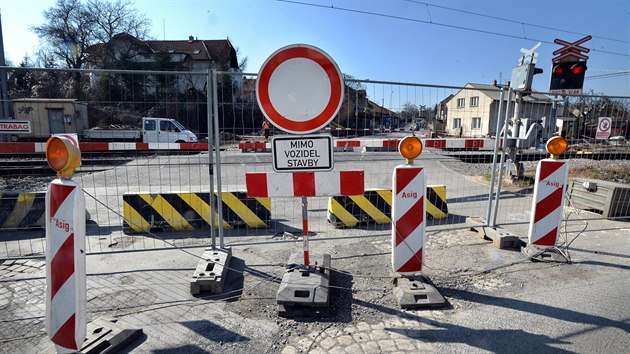 Rekonstrukce elezninho koridoru ve stedoeskch valech (bezen 2015)