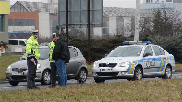 Pravdpodobn vink nehody nadchal tm dv a pl promile alkoholu. Policisty popohnl, aby pracovali rychleji, pospchal pr dom za dtmi.