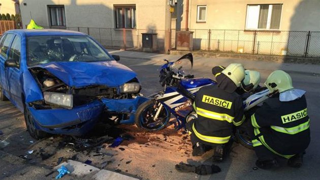 idie motorky transportovali zchrani do nemocnice.