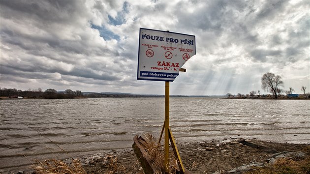 K dvaadvacetikilometrovmu seku z Jarome pes eskou Skalici do Nchoda pibude i okruh kolem ndre Rozko.