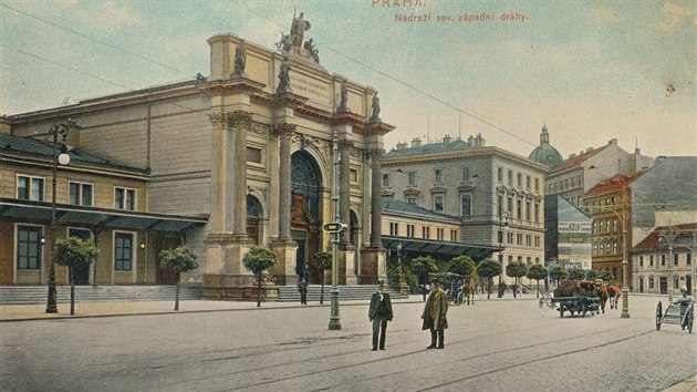 V pamti mnohch Praan je budova, kter vyrostla na pomez Novho Msta a Karlna v letech 1872 a 1875, dobe znm pod dvrnm nzvem Deniska. 