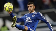 Ghezzal z Lyonu elegantn krotí mí v utkání s Marseille.