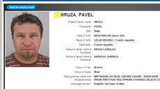 Interpol na svých stránkách zveejnil pátrání po uneseném Pavlu Hrzovi (13....