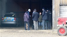 Na farmě ve Věžnici na Jihlavsku zabil býk padesátiletého ošetřovatele. Případ... Na farmě ve Věžnici na Jihlavsku zabil býk padesátiletého ošetřovatele. Případ...