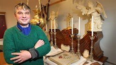 Takzvanou Kolébku Jana Nepomuckého vyřezali umělci v době baroka. Na snímku... Takzvanou Kolébku Jana Nepomuckého vyřezali umělci v době baroka. Na snímku...