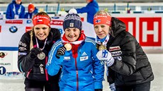 Ti medailistky z vytrvalostního závodu na MS bialtonistek (zleva): stíbrná...