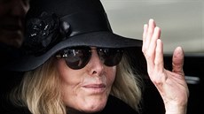 Kim Novaková po příletu do Prahy Kim Novaková po příletu do Prahy