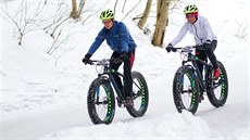 Redaktor Tomáš Plecháč vyzkoušel fatbike v okolí Pece pod Sněžkou, prověřil ho... Redaktor Tomáš Plecháč vyzkoušel fatbike v okolí Pece pod Sněžkou, prověřil ho...