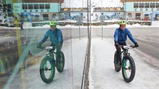 Redaktor Tomá Plechá vyzkouel fatbike v okolí Pece pod Snkou, provil ho...