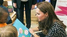 Vévodkyn Kate navtívila sdruení pro pomoc mladým rodinám (Londýn, 18. bezna...