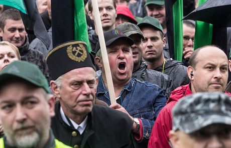 Horníci nevyluují, e pokud nebude jejich pání odcházet díve na dchod vyslyeno, budou protestovat. Stejn jako v záí 2013.