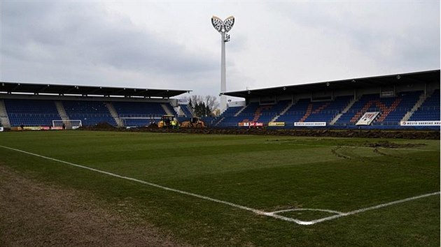 Tk technika vjela na hradisk stadion v nedli pr hodin po vtznm utkn proti Teplicm.