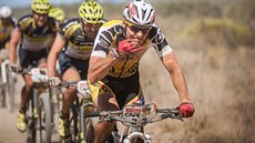 Biker Jaroslav Kulhavý na trati etapového závodu Cape Epic