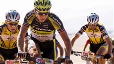 POD DOHLEDEM. Biker Kristián Hynek dojel druhý v etapovém závod Cape Epic,...